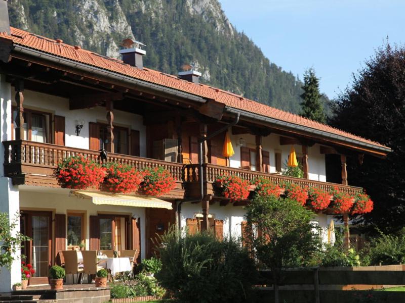 Gaestehaus Gschwendtner - Chiemgau Karte Inzell Eksteriør billede