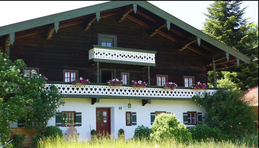 Gaestehaus Gschwendtner - Chiemgau Karte Inzell Eksteriør billede